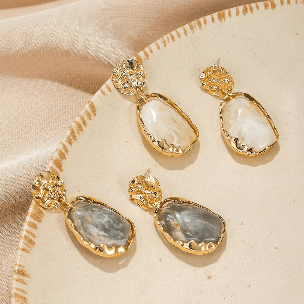 1 Pair Faux Jewelry Plastic Geometric Earring Antique Irregular Drop Earring Character Earrings Grommet