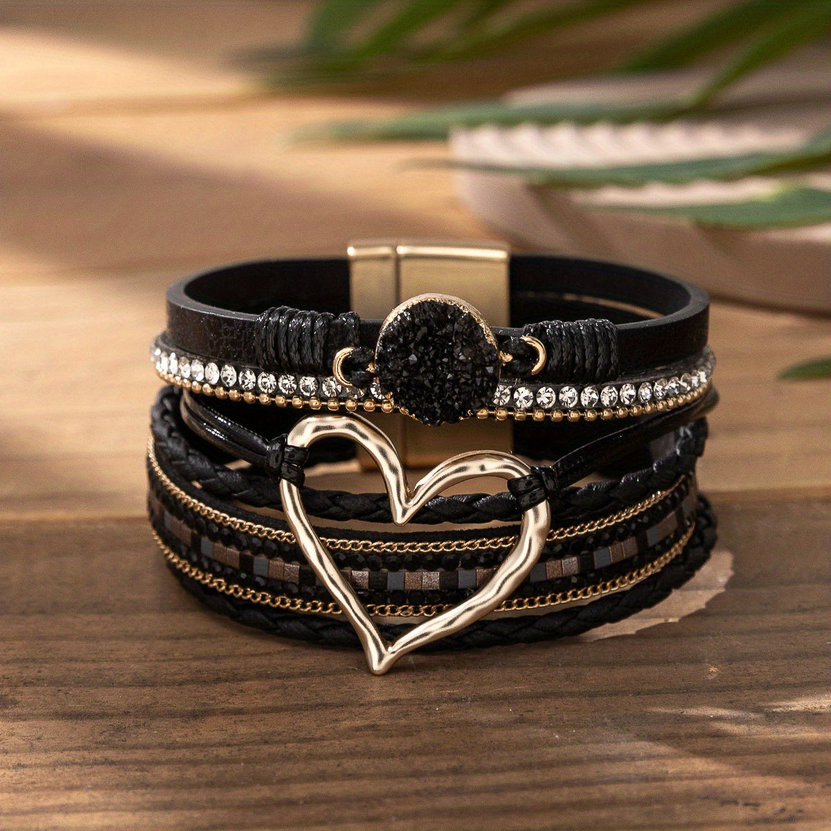 Exaggerated Love Shape Warp Bracelet Inlaid Rhinestone Multi-layer PU Leather Bracelet With Magnetic Buckle